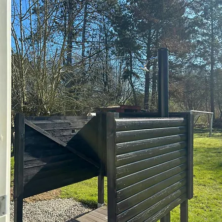 Summer House With Wilderness Bath By Karup Forest Fårevejle