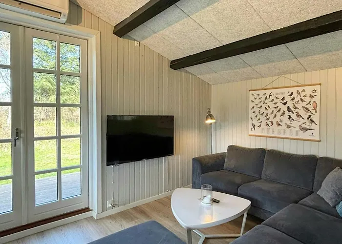 Summer House With Wilderness Bath By Karup Forest Fårevejle